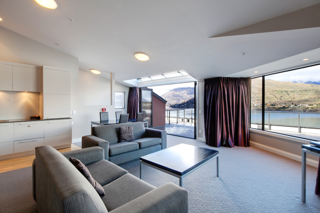 Receivership Sell-down - Penthouse Apartment 