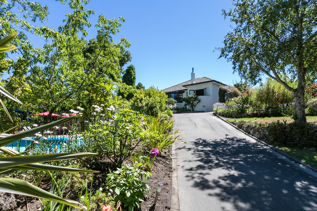 Fabulous Family Living In Franklin Terrace
