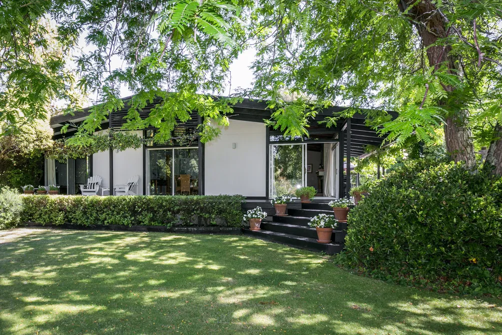  Impressive Property - Prime Location