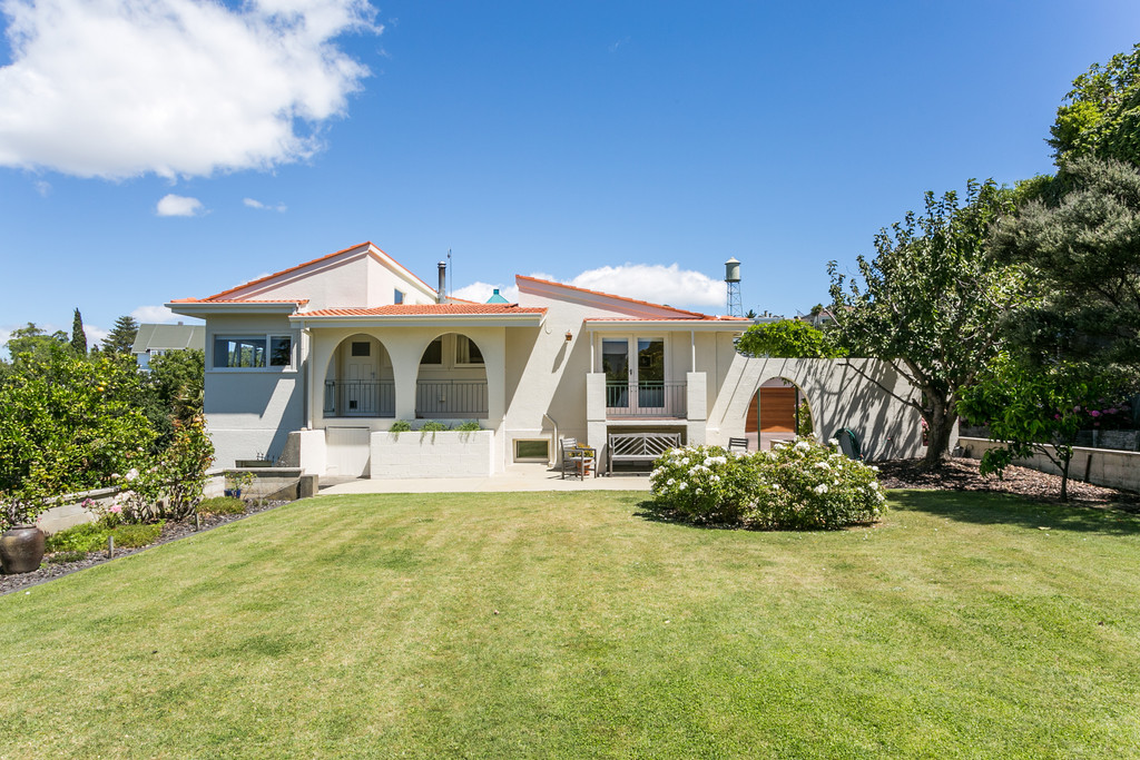 Exceptional Buying On Napier Hill