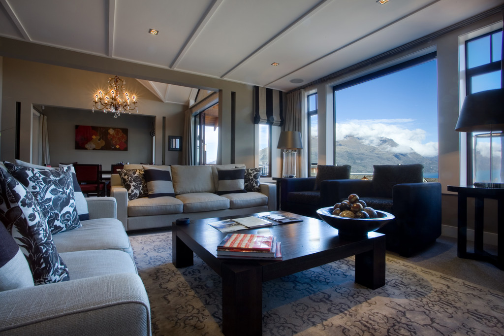 Queenstown Hill Palatial Villa