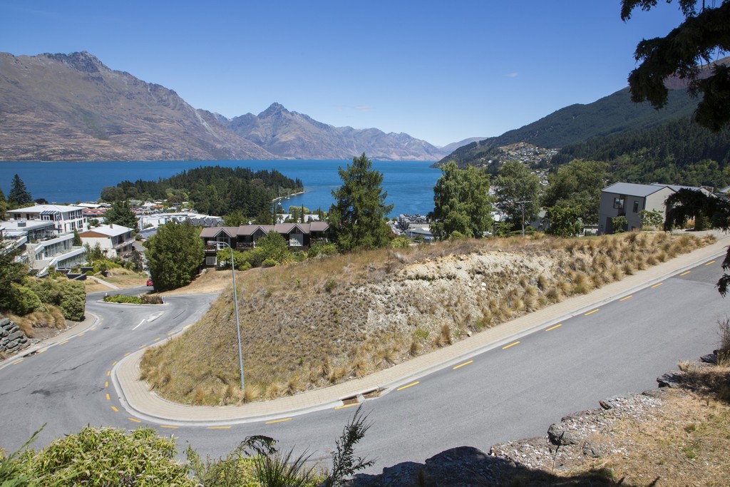 Prime Queenstown Hill Position