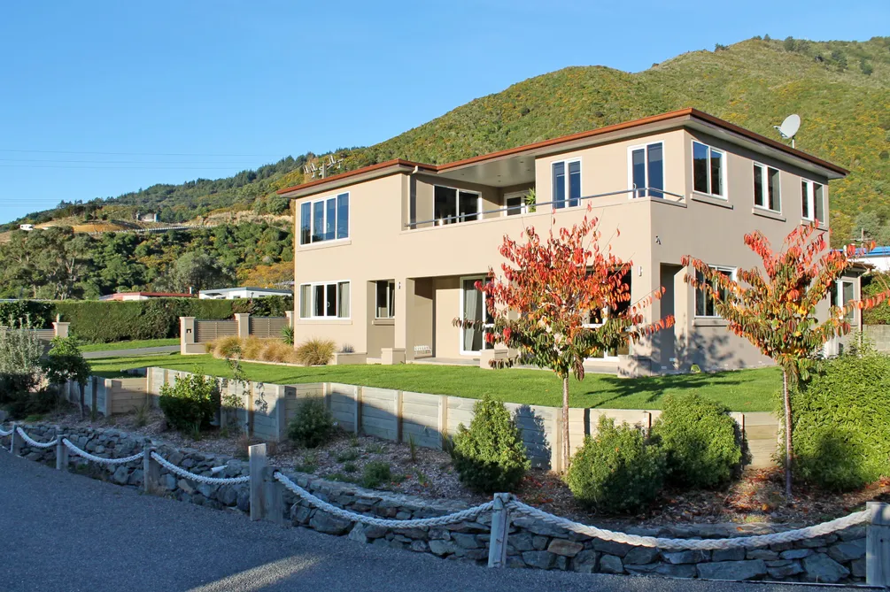 Luxury Residence in Waikawa Bay