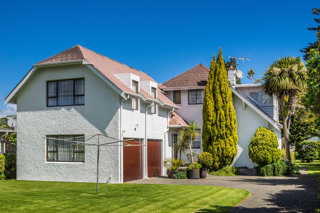 Top Location: Prestigious Development Site
