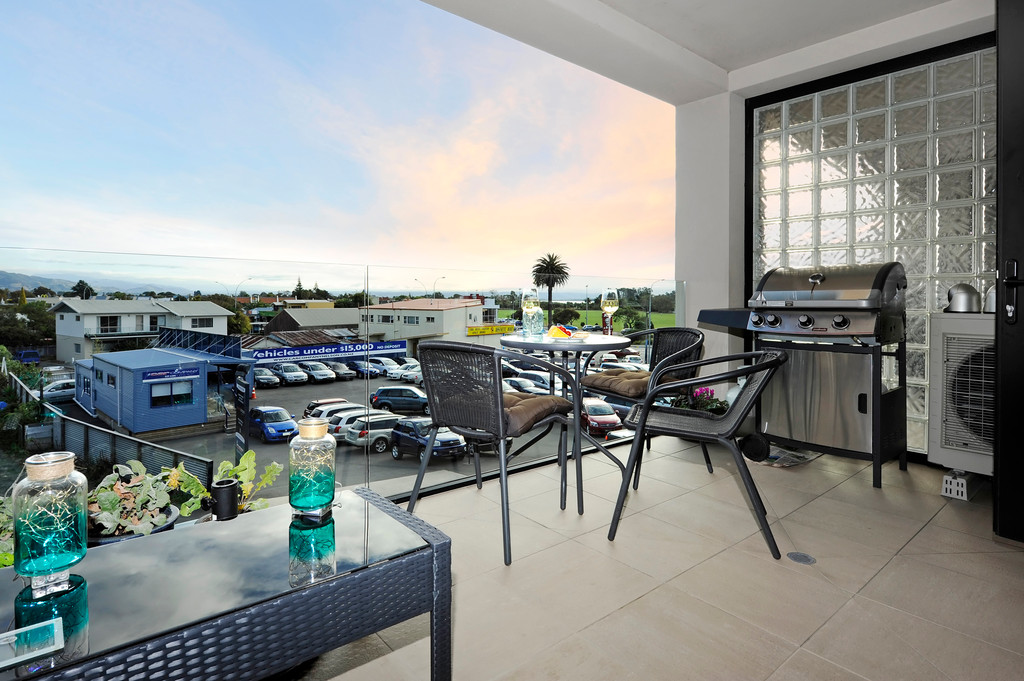 Tahuna Beach Apartment Living