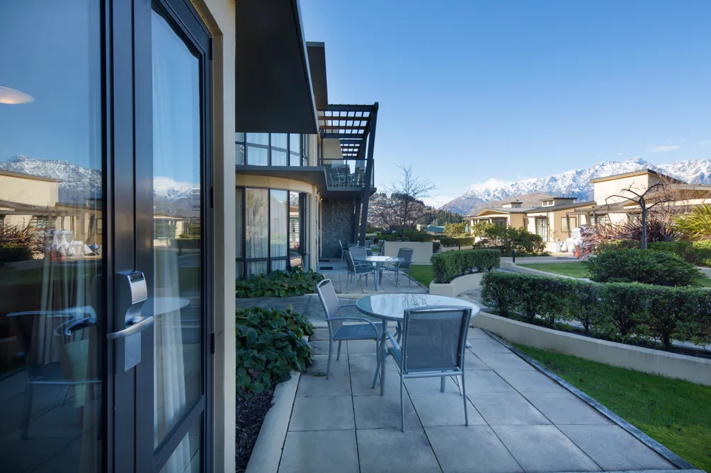 Central Queenstown Apartment 
