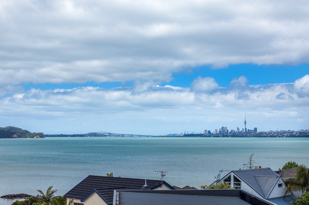 Seaview house plus two Titles in Peninsula