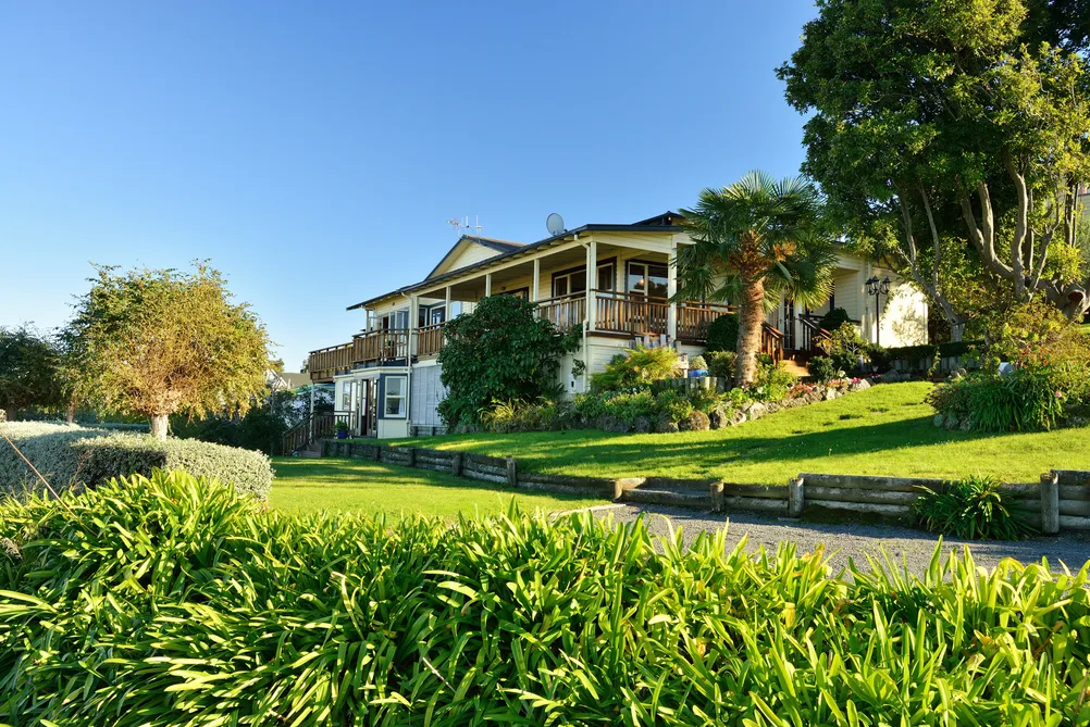 Timeless Home, Endless Views