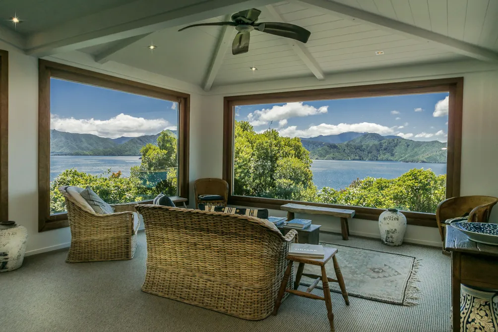 Spectacular Views - Outstanding Home
