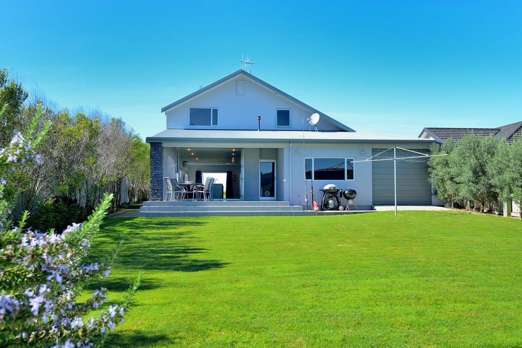 Contemporary Coastal Classic