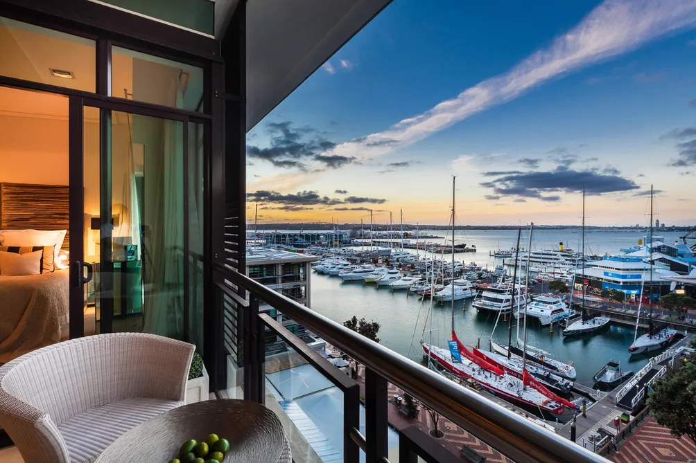 Vivacious Viaduct Penthouse