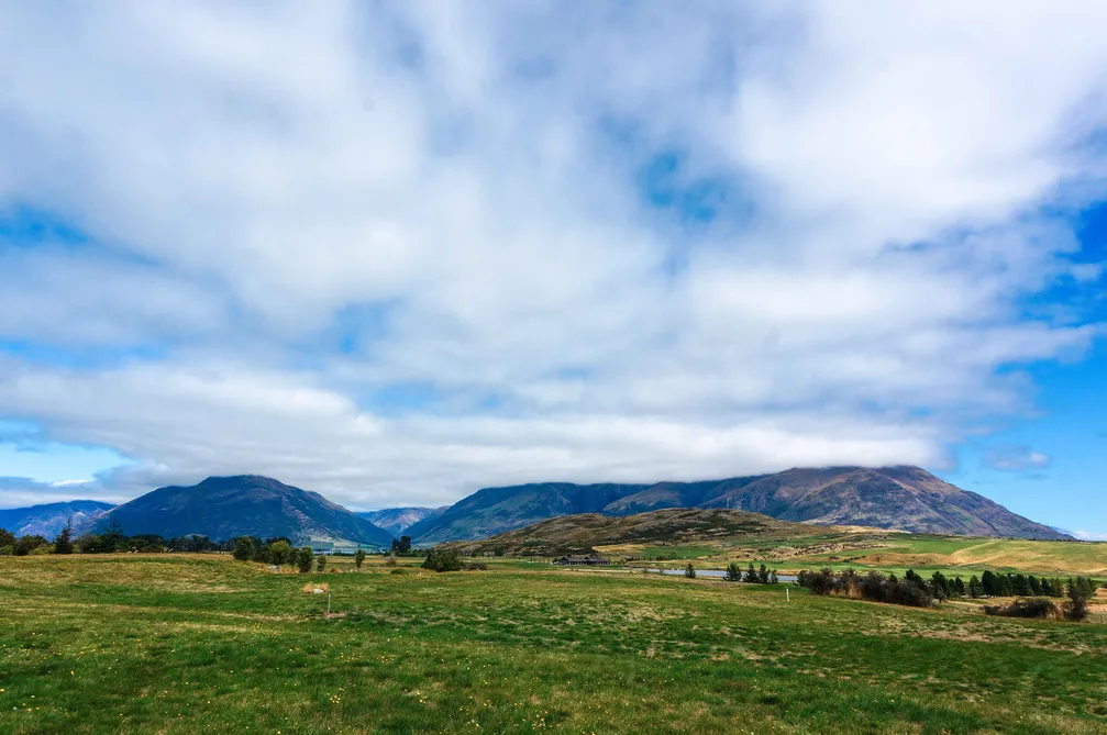 5 Fife Court Jacks Point Queenstown NZ Sotheby s Realty QBS11437
