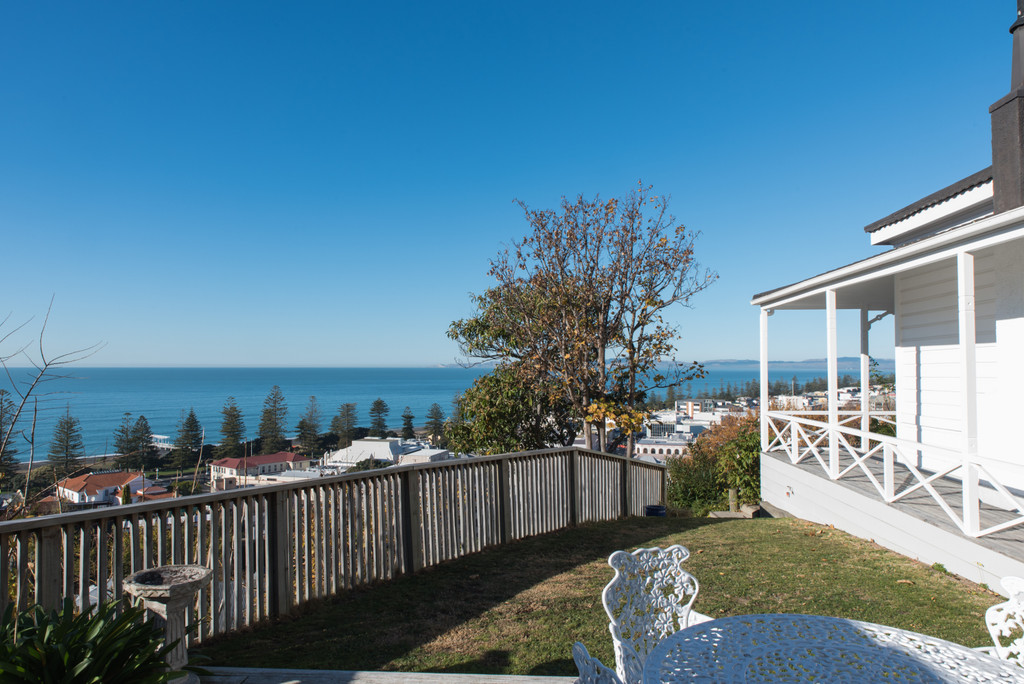 Character Family Home - Expansive Views