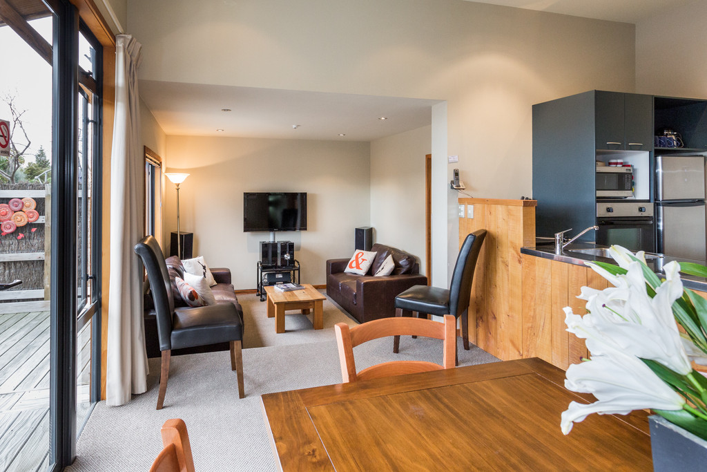 Sophisticated And Exclusive Living In The Village