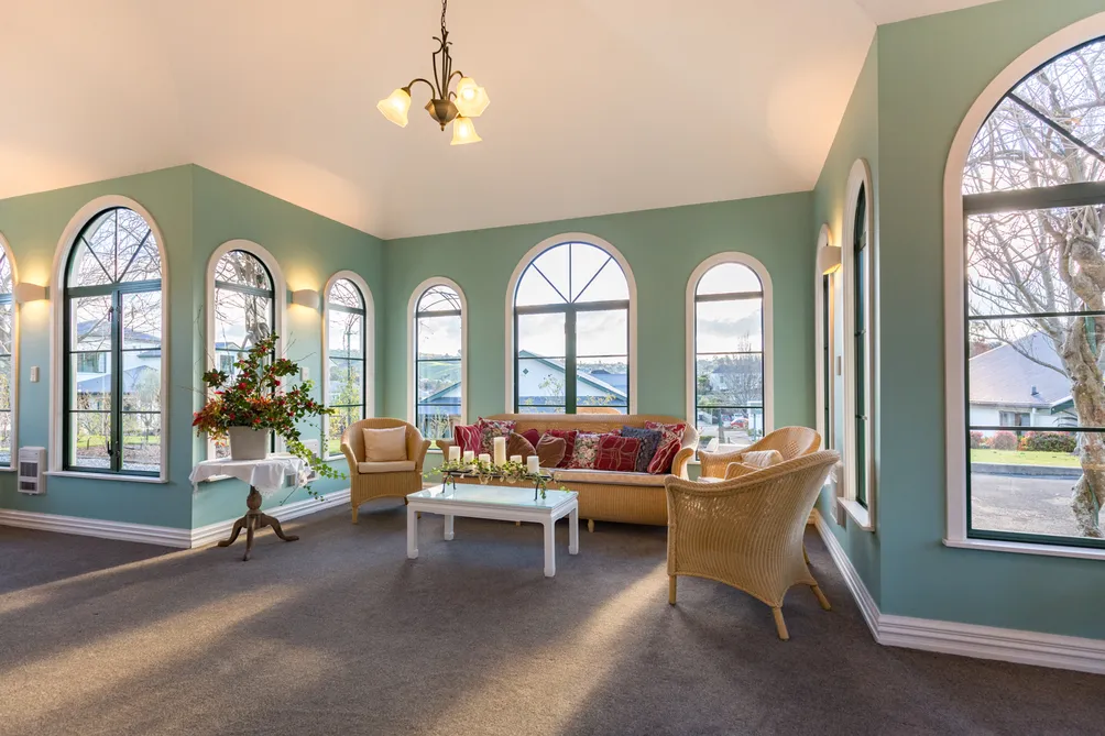Stylish Retirement Villa Central Nelson