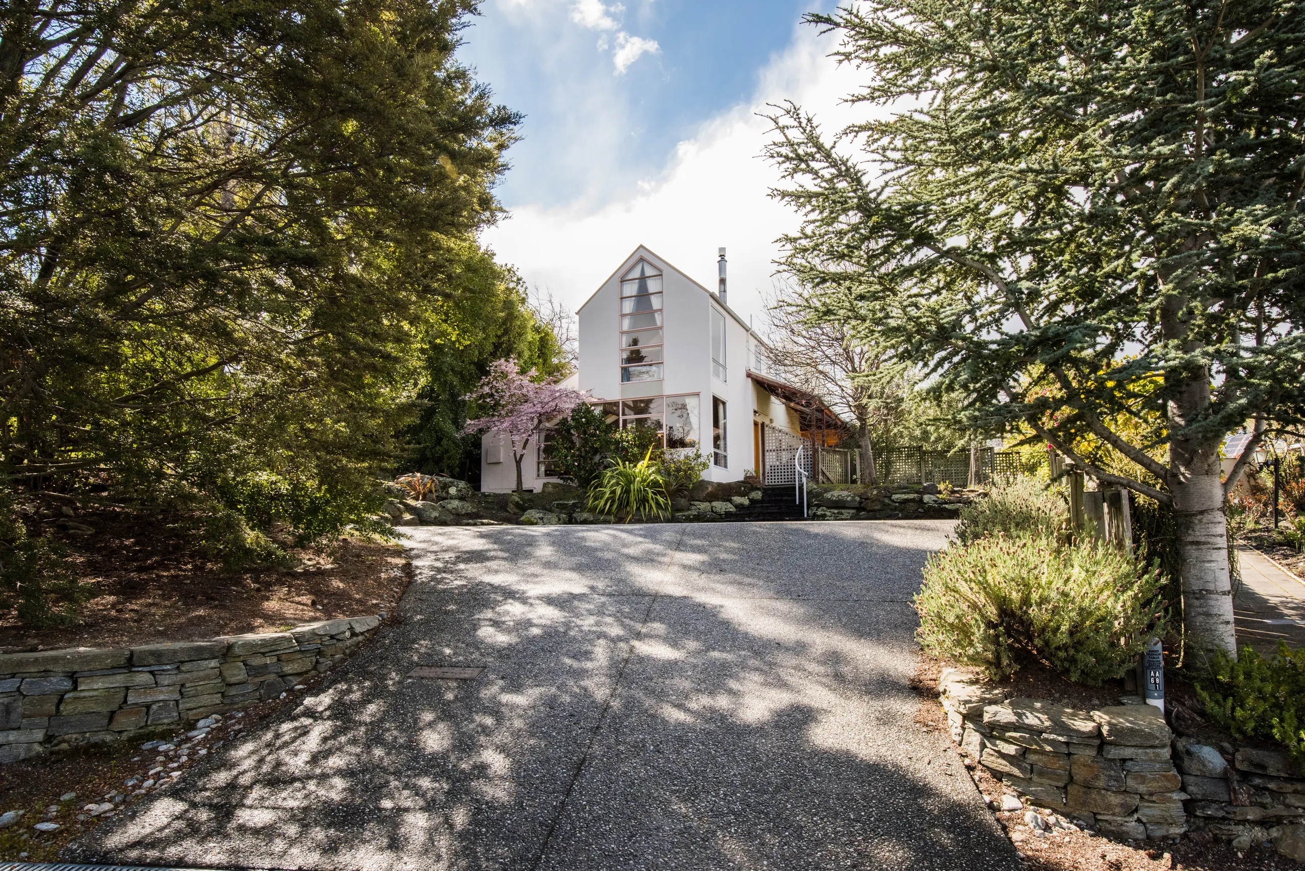 7 Holly Court, Kelvin Heights, Queenstown