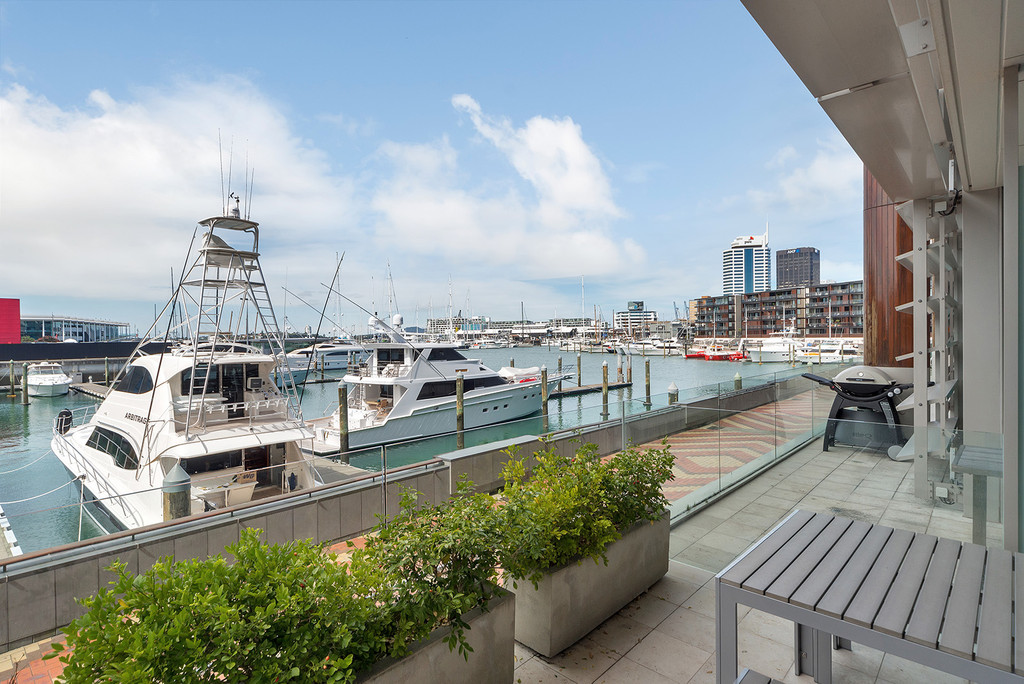 Large and Luxurious One Bedroom Lifestyle