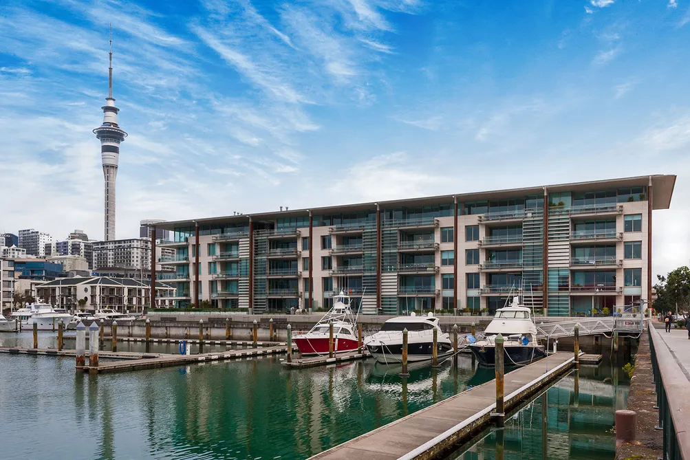 Large and Luxurious One Bedroom Lifestyle