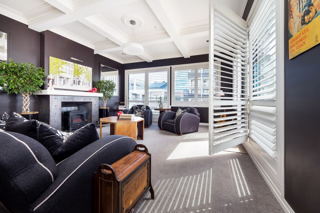 CBD PENTHOUSE OOZING CHARACTER
