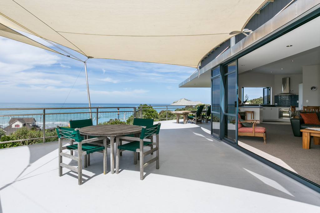 Simply. WOW. Views, Elevation, Contemporary Design