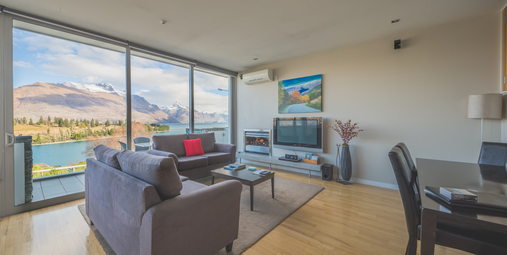 Executive Queenstown Apartment