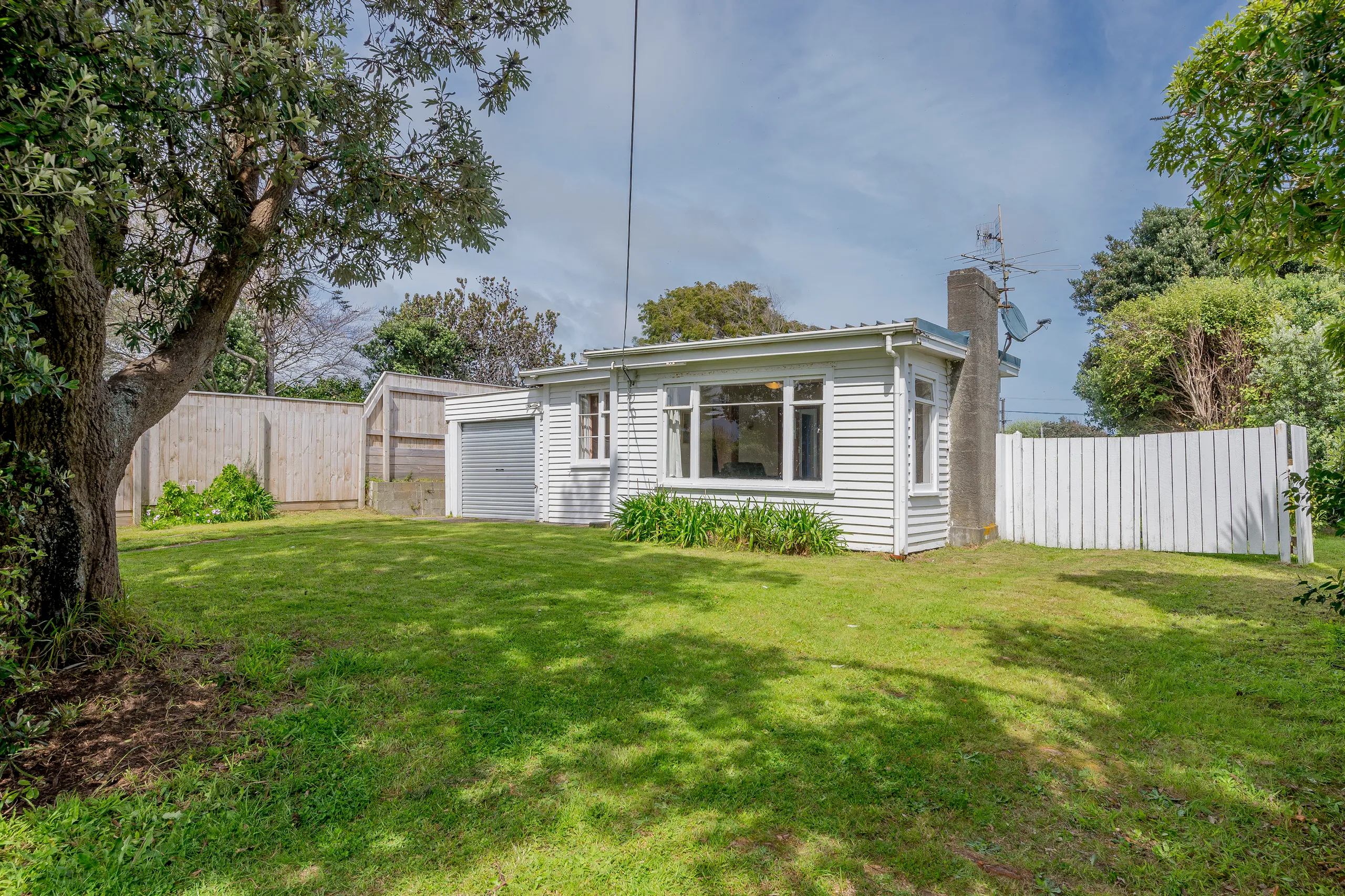 12 Hohiria Street, Waikanae, Kapiti Coast
