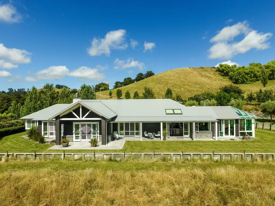 Exceptional Hawkes Bay Farmlet, Award Winning Home