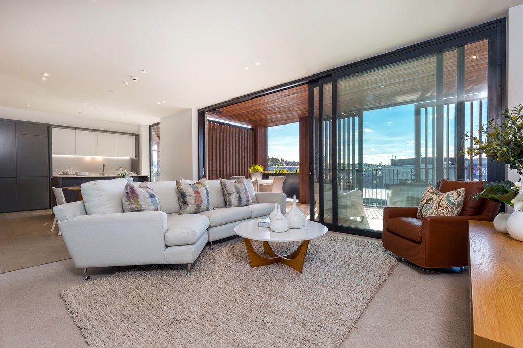 Amazing Apartment or America's Cup Abode...