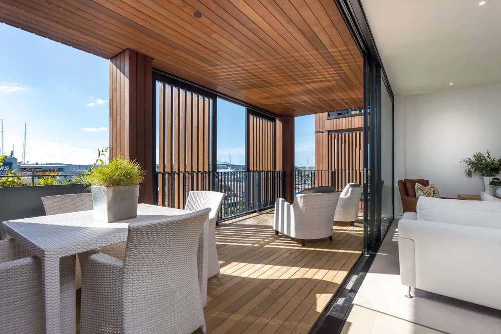 Amazing Apartment or America's Cup Abode...