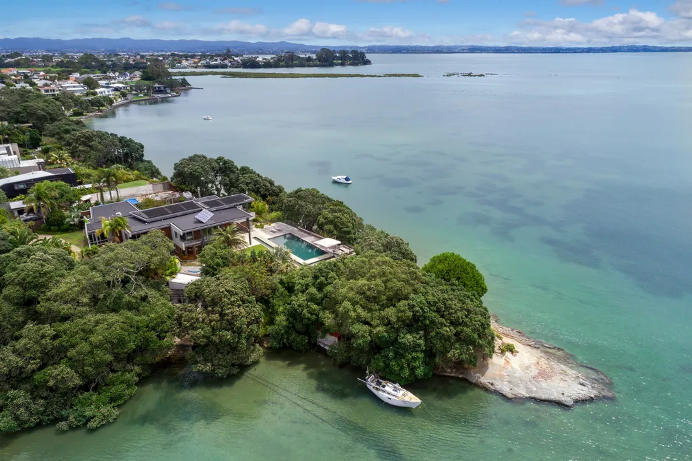 Private Waterfront Estate
