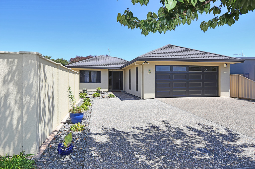 Secluded Modern Comfort - Oaklands, Poraiti