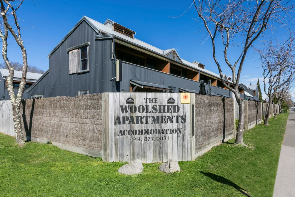 Iconic Woolshed Apartment