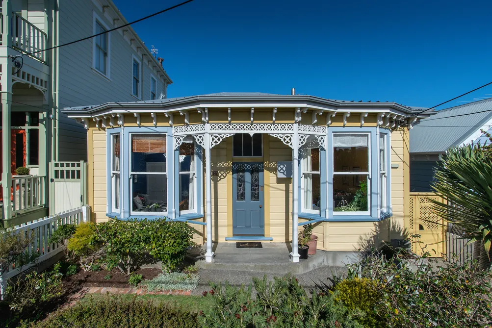 Charming Newtown Villa