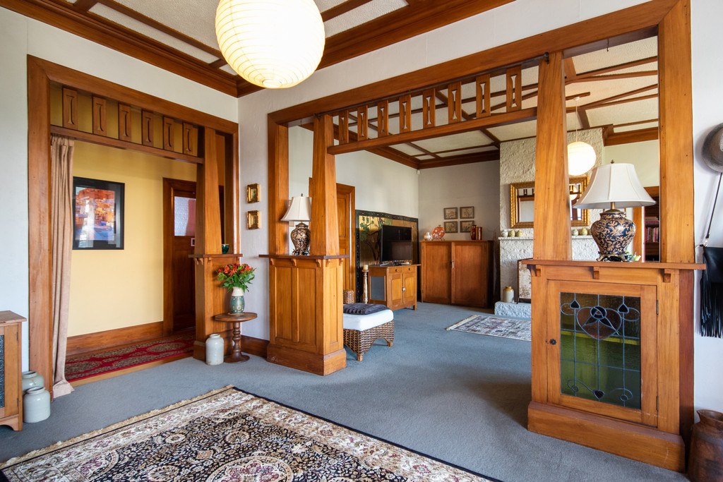 Historical Charm, Central Proximity 