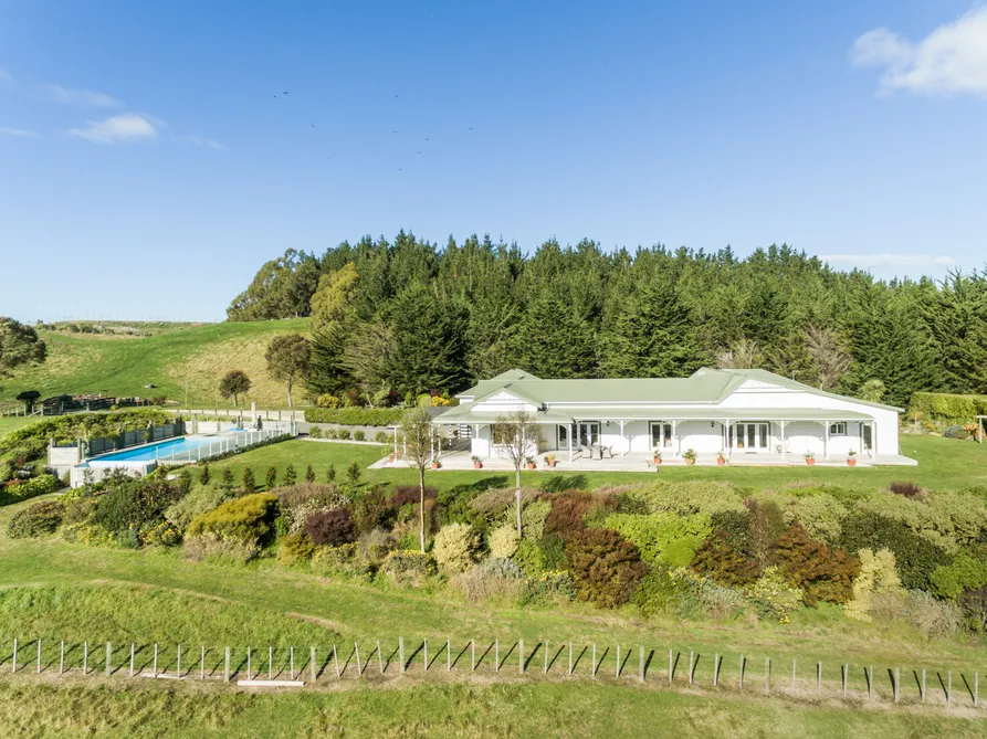 Luxurious Lifestyle Living