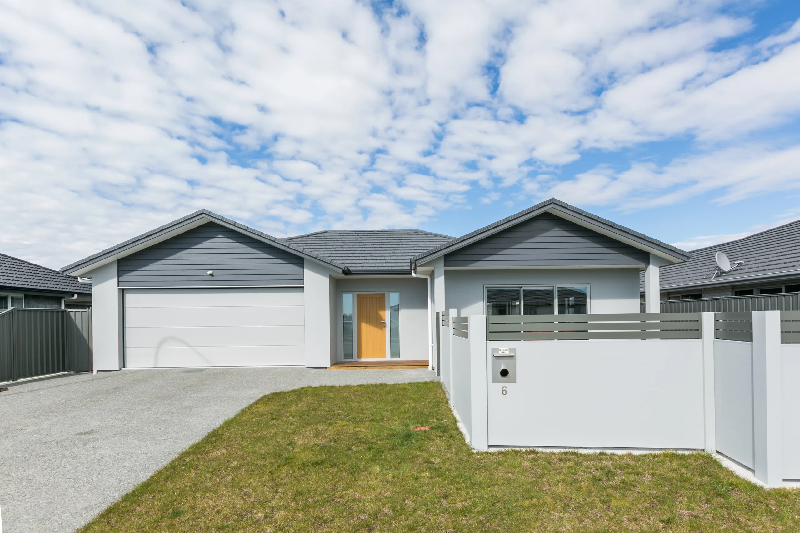 6 Aparima Place, Te Awa, Napier