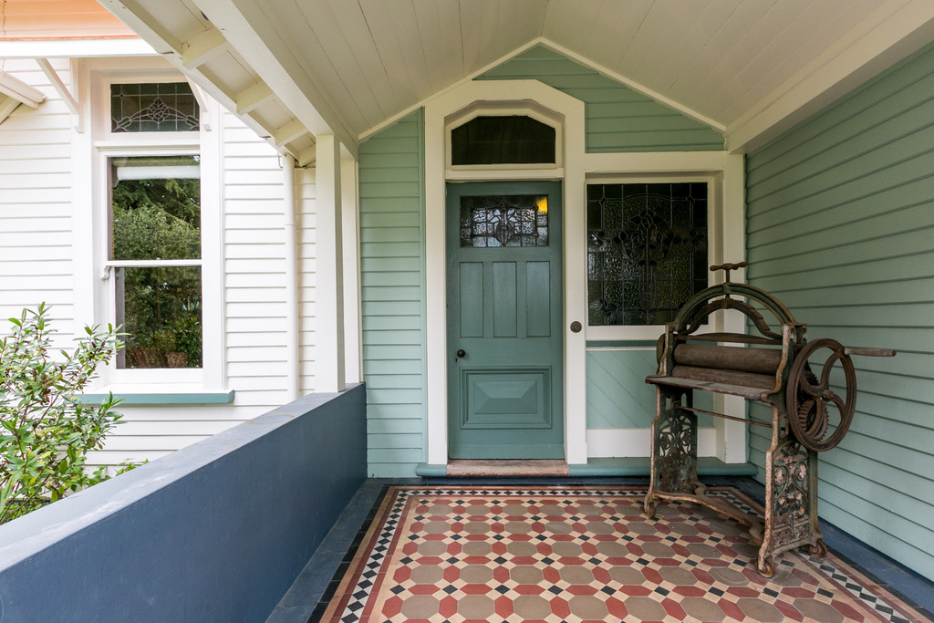 Character Lifestyle Property Of Distinction 