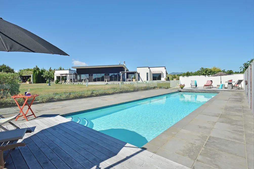 Lifestyle With Refinement And Functionality