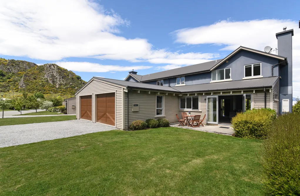 Holiday Home with Income in Arrowtown