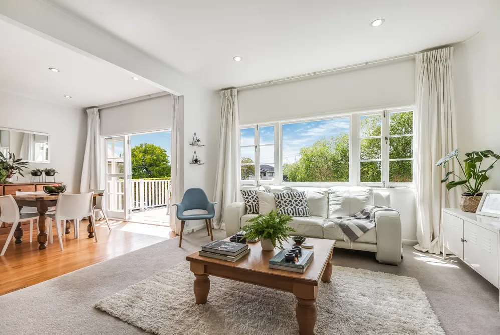 Lifestyle, Location and an Opportunity Knocks!
