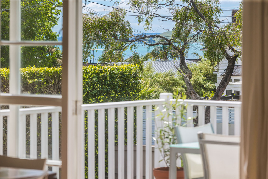 Lifestyle, Location and an Opportunity Knocks!