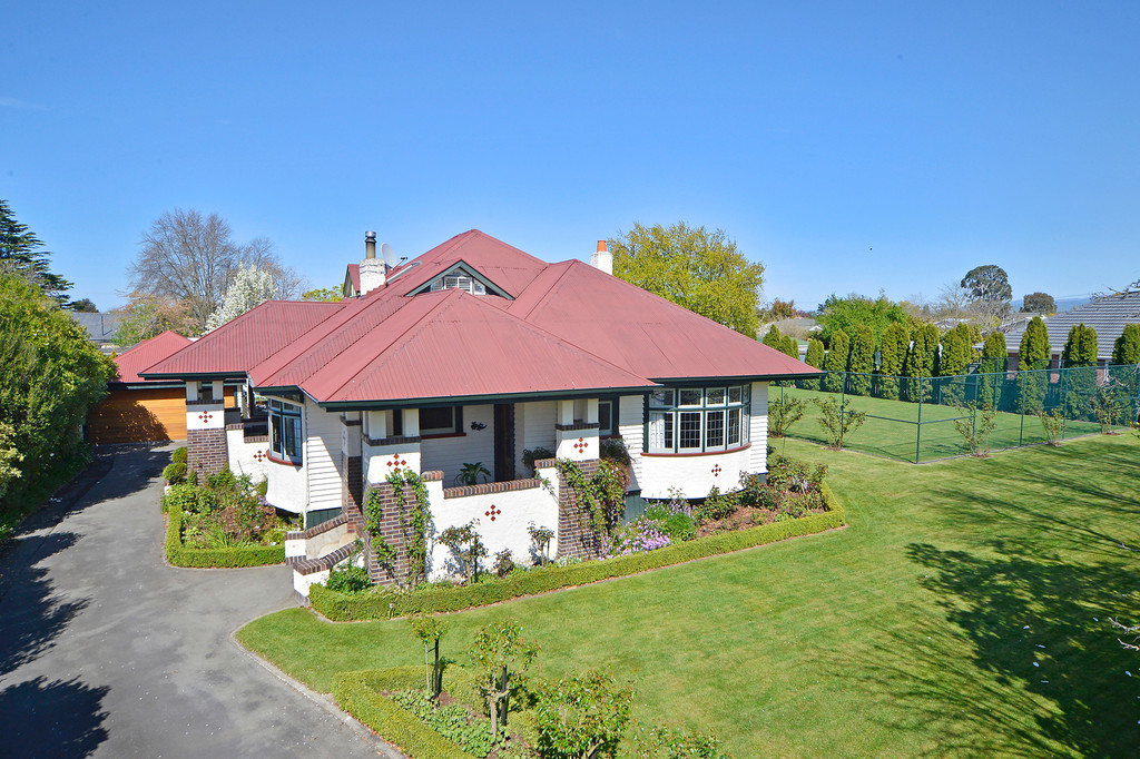 Family Bungalow On Two Titles