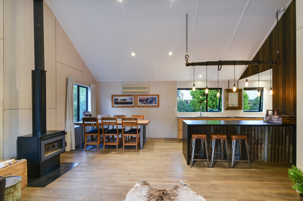 Arrowtown Form