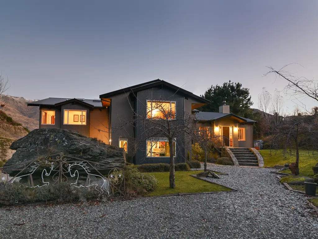 11 Rapley Close -dusk-11 edit
