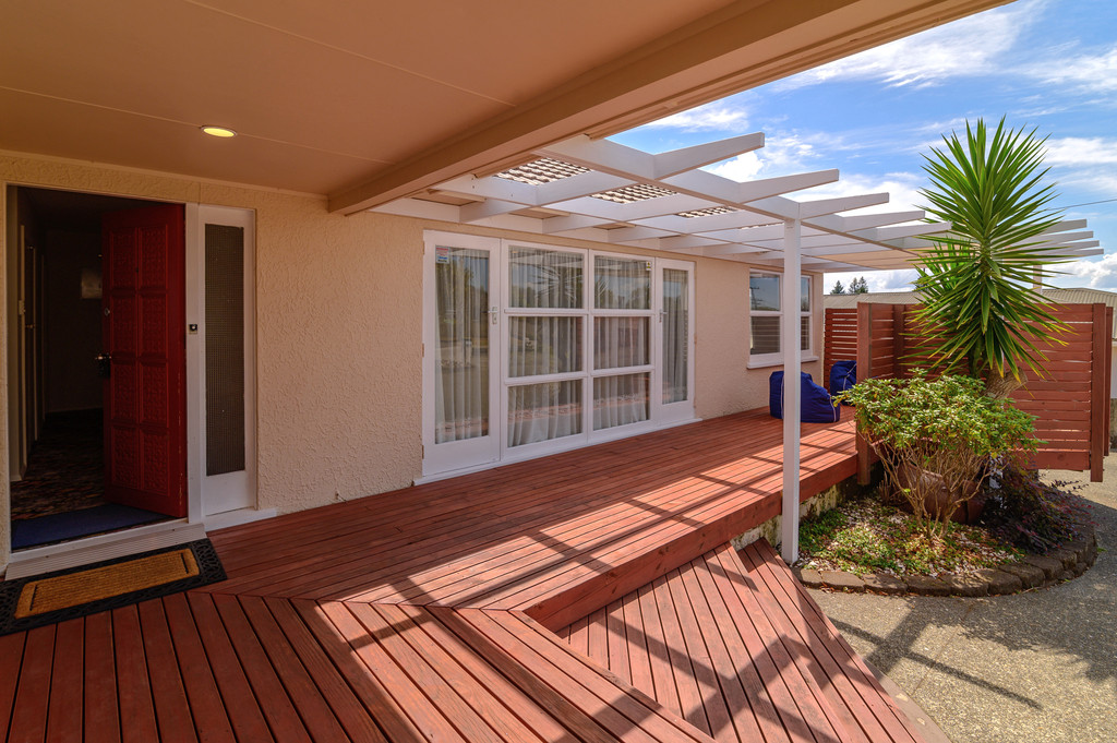 Superb Springfield Location