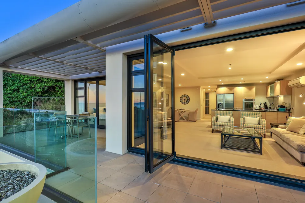 Luxury Beachside Apartment