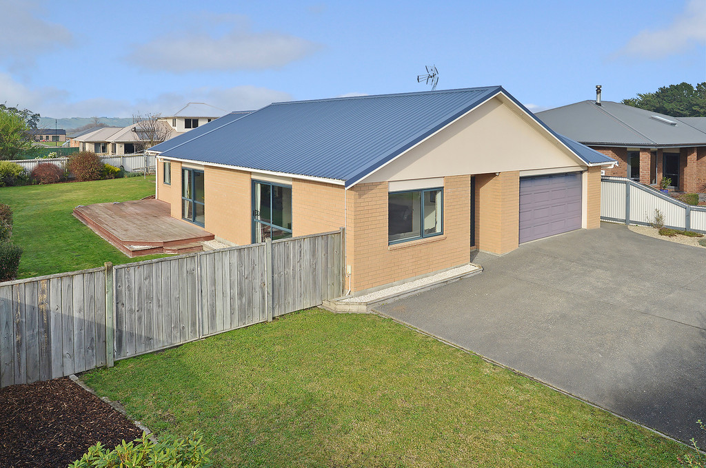 Substantial Family Home In A Popular Location
