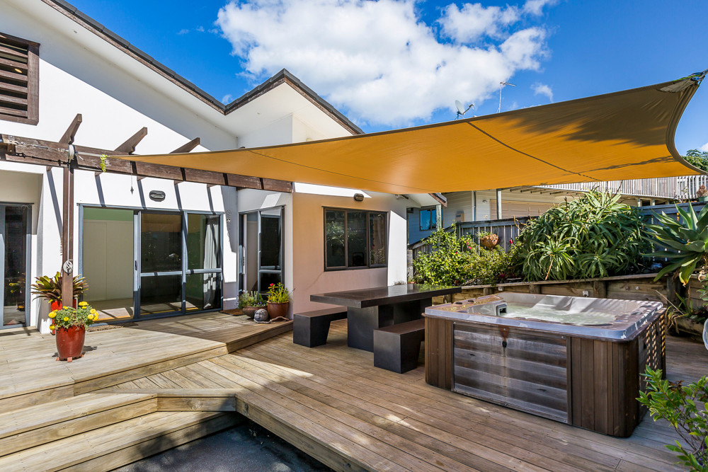 Coastal Living - Smart Choice for the Family