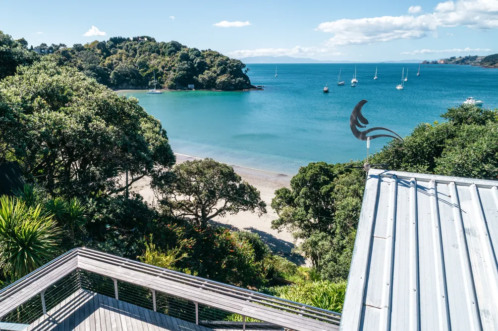 Sublime Beachfront Property - Oneroa 