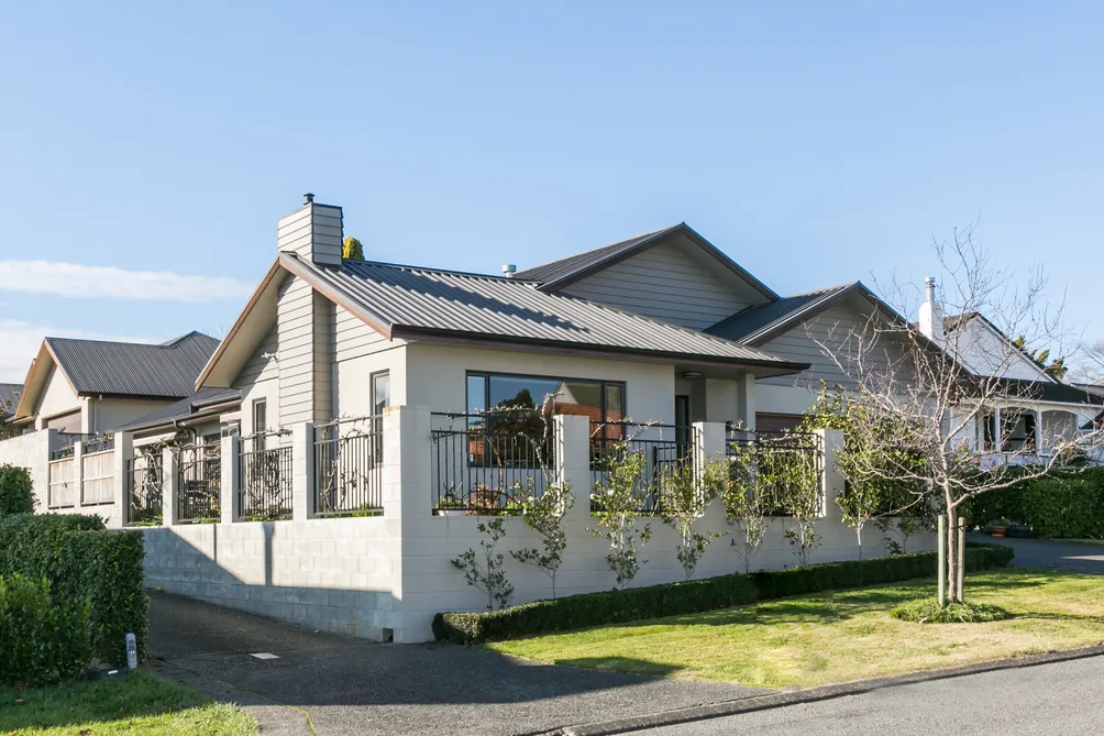 Modern, Generous And Charming 